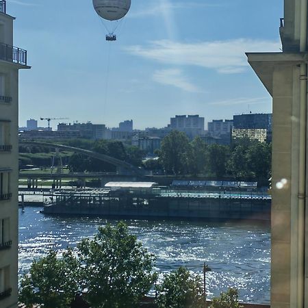 View Sur La Seine Daire Paris Dış mekan fotoğraf